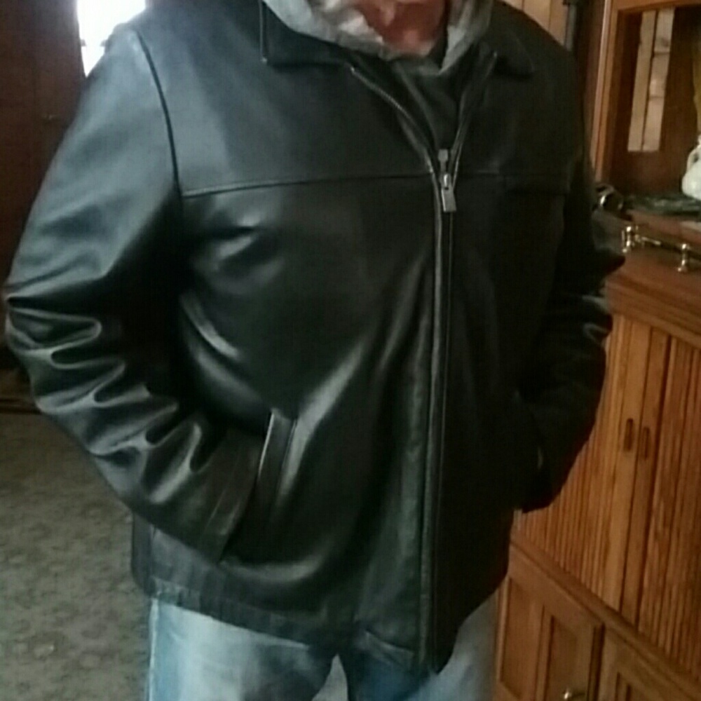 Genuine Leather Mens Jacket - Picture 4 of 8